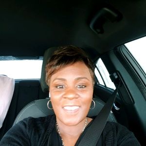 Meet your Posher, Beverly